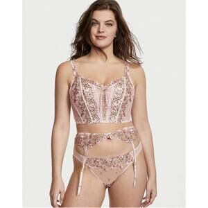 Victoria’s Secret Floral Heart Embroidery Garter Belt and Cheeky Panty set